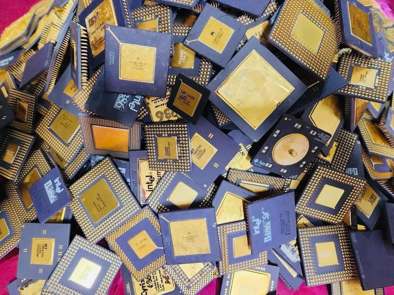 CPU COMPUTER SCRAPS