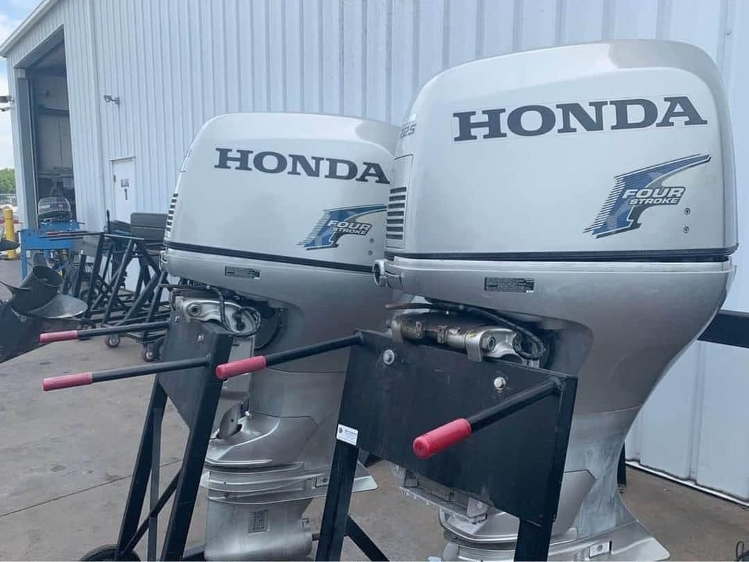 Japanese brand Yamaha 15HP 30HP 40HP 4 stroke outboard motor  boat engine