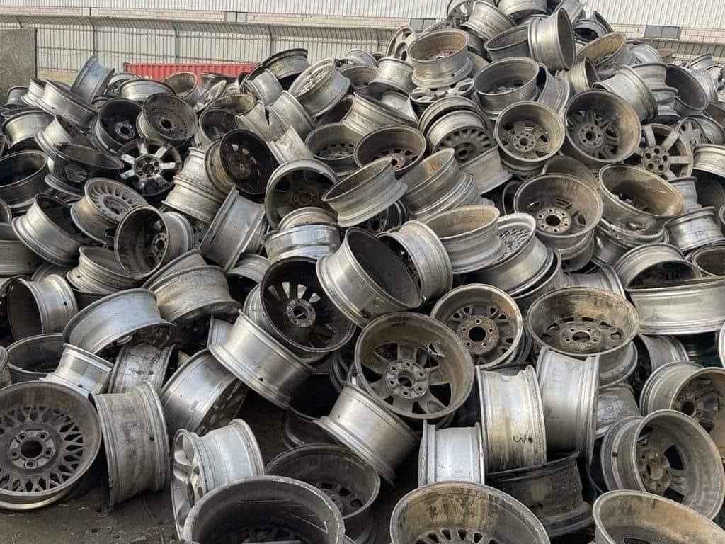 Cheap Aluminum alloy Wheel scrap/Car Wheel scrap/Aluminum alloy Wheel scrap high quality 99.9% purity scrap Aluminum
