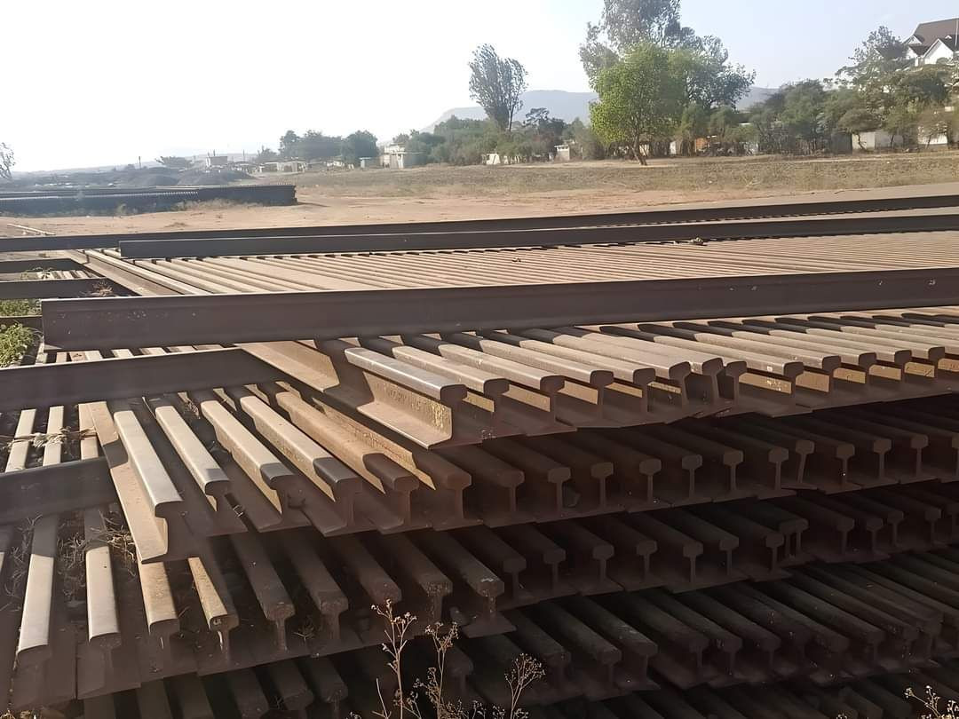 Supplier Original Used Rails Scrap R50 - R65 Heavy Railway Steel Rails Exporters for Mines Use