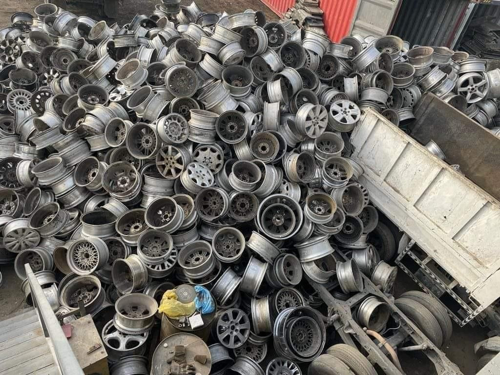 Cheap Aluminum alloy Wheel scrap/Car Wheel scrap/Aluminum alloy Wheel scrap high quality 99.9% purity scrap Aluminum