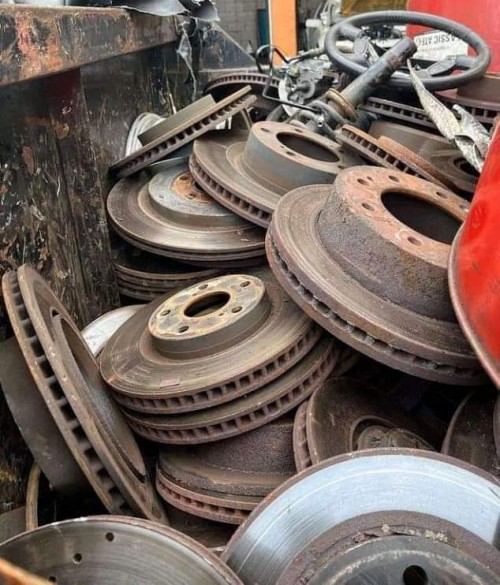 100% Pure Cast Iron Scrap Yard Hms Used Rails for Sale / Iron Scrap Wholesale Suppliers