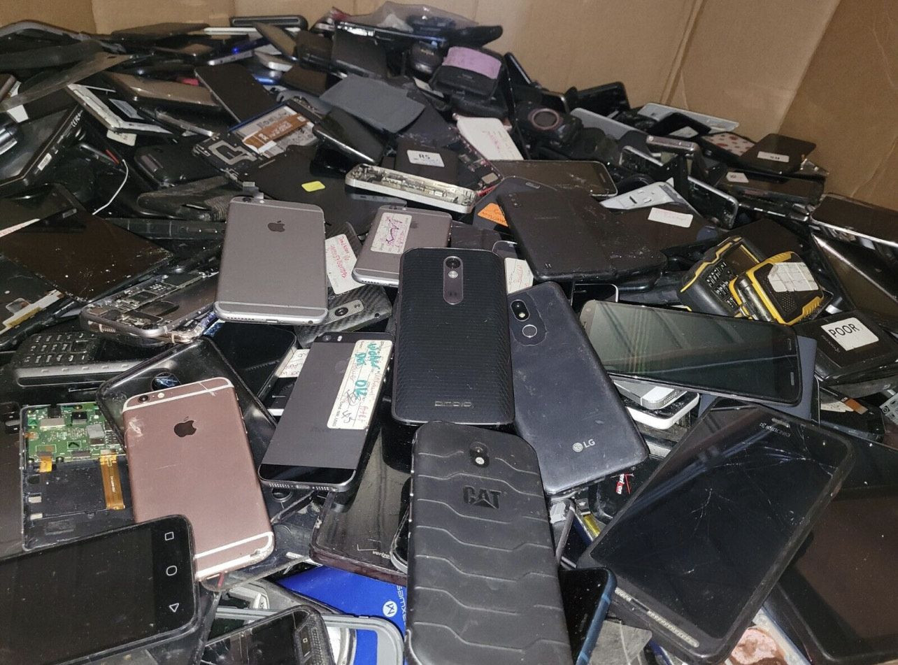 Buy cell phone scrap. Used cell phones